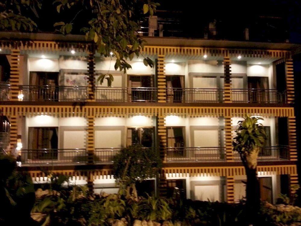 Airport Phuket Garden Resort Thalang Extérieur photo