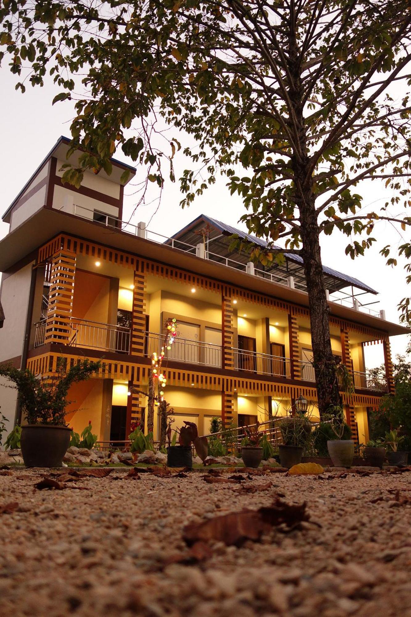 Airport Phuket Garden Resort Thalang Extérieur photo